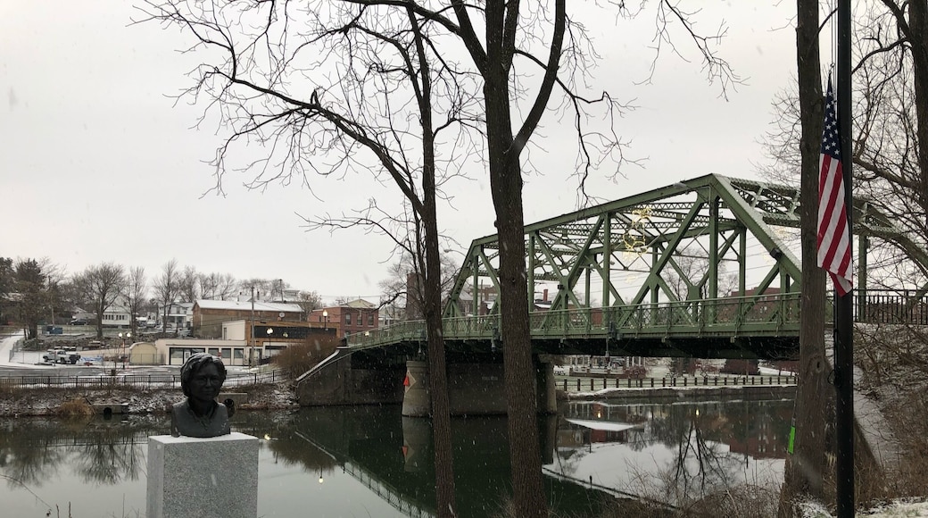 Walk the .9 mile sculpture trail and you wind up at the âGeorge Bailey Bridge which is so named for the film Itâs a Wonderful Life