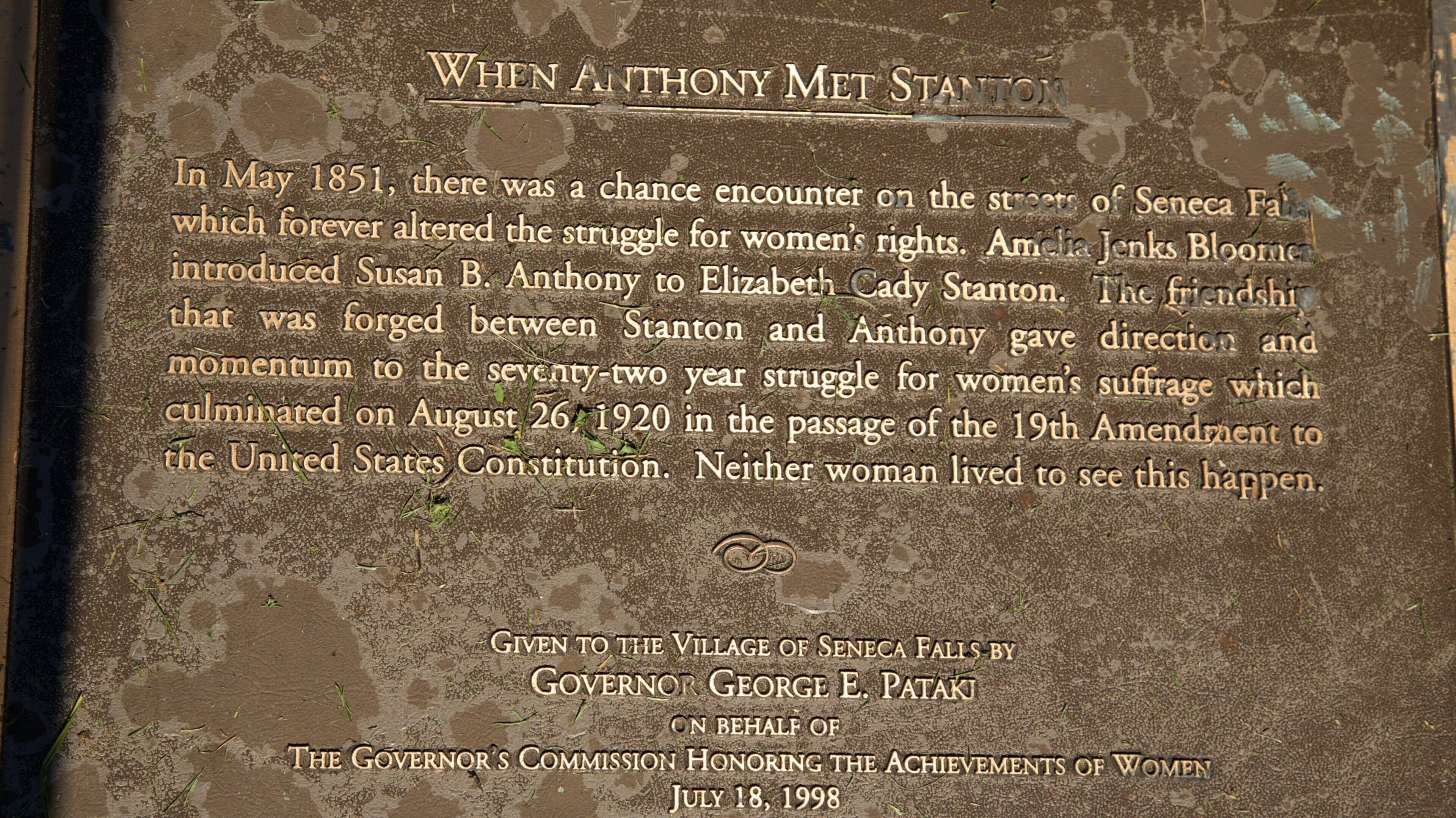 セネカ フォールズ フィーチャー 標識