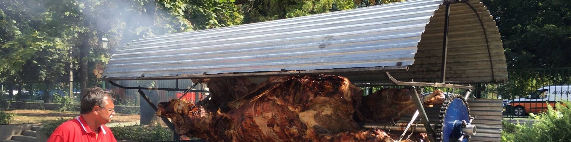 If you want to eat something special, this bbq might be something for you. Don't think it's served daily but call in advance I guess. #tasty