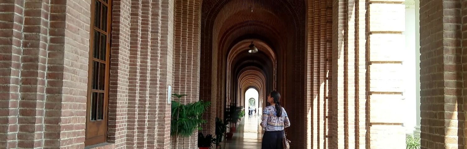Beautiful architecture!! Cool breeze passing through.. !!