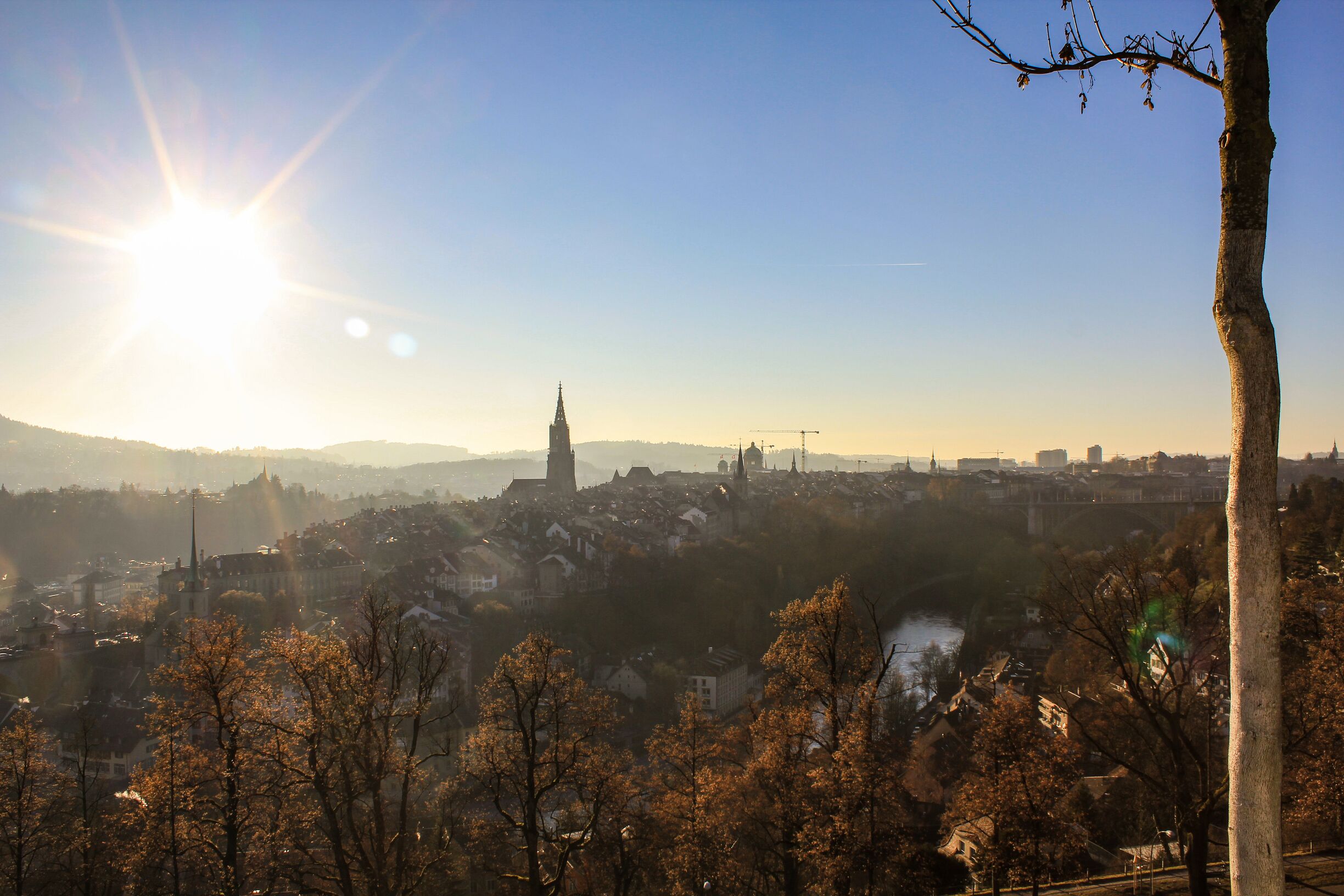 Take a look from the rosen garden over the capital city of Switzerland.