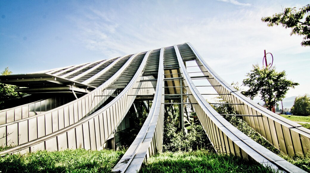 Amazing Renzo Piano Building for Paul Klee the artist, great day trip out of Bern. #BvSquad #details