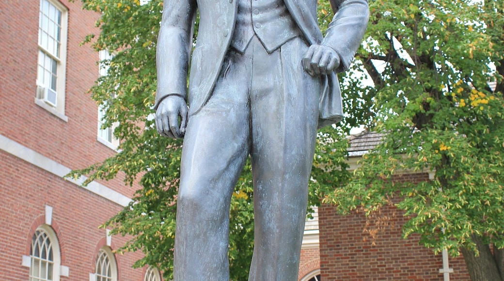 USA: Statue von Henry Ford in Detroit (Michigan)