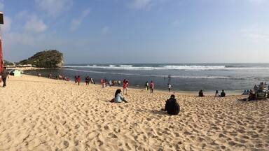 Indrayanti beach is located in Wonosari, Daerah Istimewa Yogyakarta. One of the famous beach along the southern Java shore