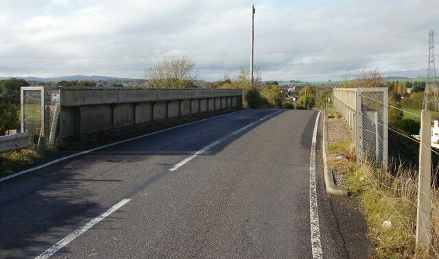 Railway bridge, Marshfield The bridge carries Broadway across the Cardiff-Newport railway line. This view is looking towards Marshfield.