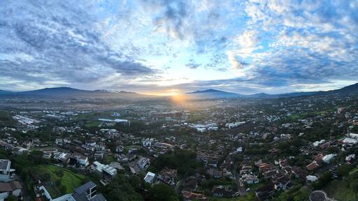 Escazú Costa Rica: Captivating Views of the City