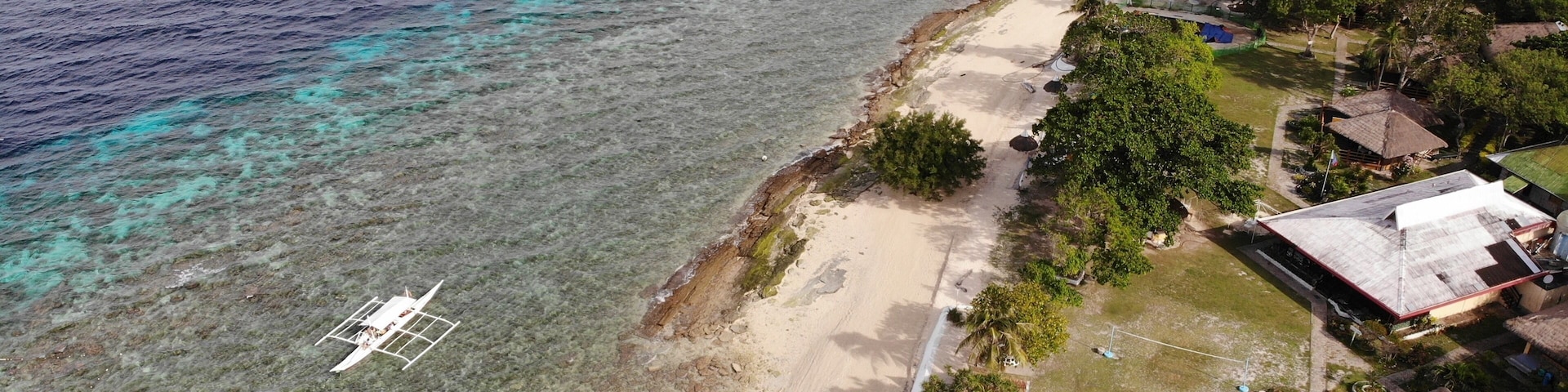 You can join a half day island hopping trip here from Panglao for only PHP300 each without snorkeling