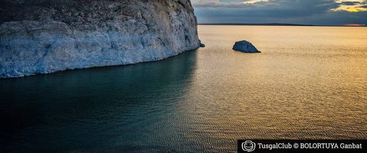 mongolia uvs aimag hyrgas nuur, hetsuu had...