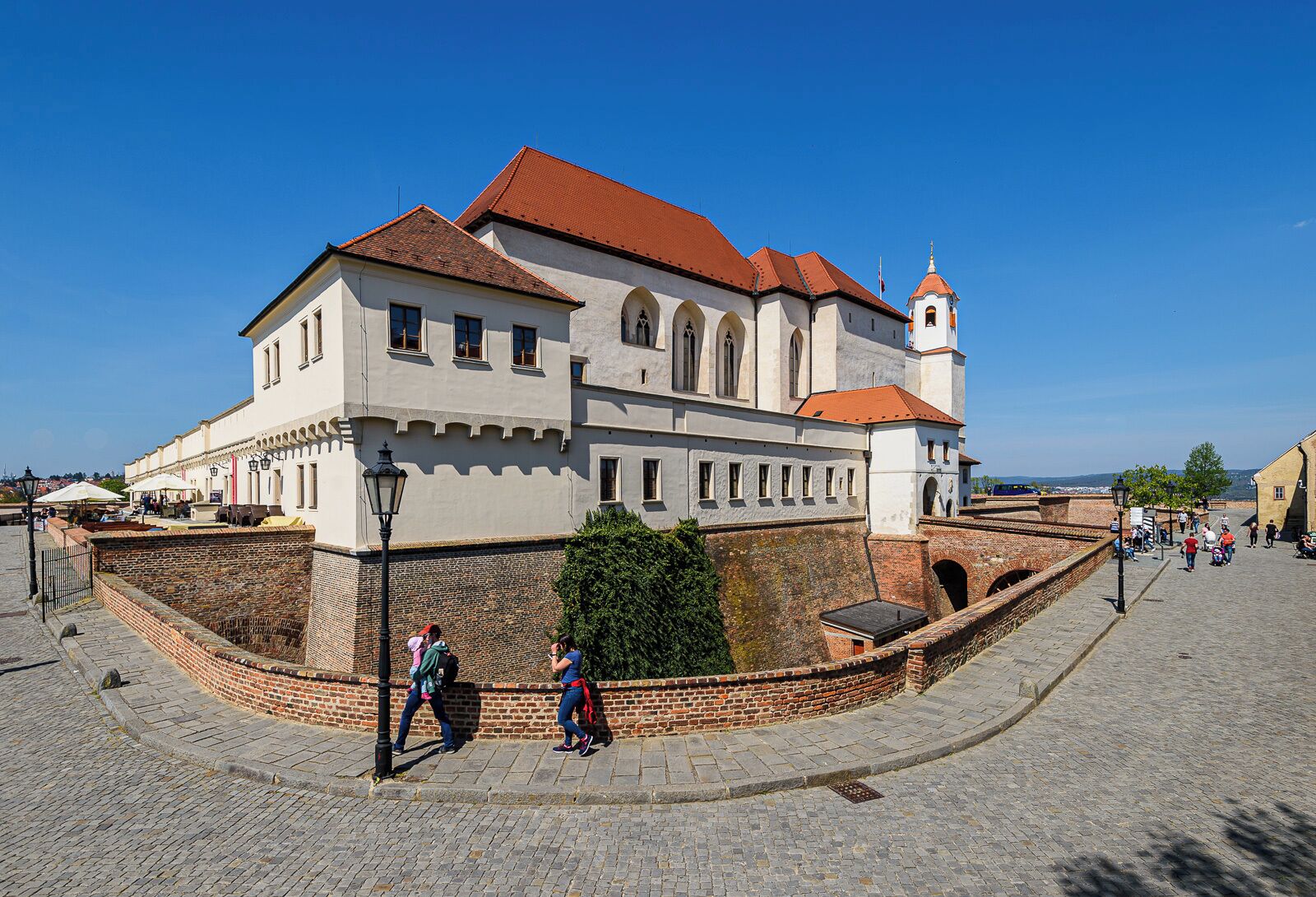 Spilberk Castle was founded in the 13th century by the Czech king Przemysl Otakar II as a residence and fortress to protect the royal city of Brno
The first written mention of the fortress dates back to 1277. It was erected to protect Moravia from the south. He survived his golden era during the time of the Luxembourg Margraves, who ruled all of Moravia from here. In 1560, it was bought by the Moravian estates, remembering the significance of Špilberk for Moravia, and immediately sold to the city of Brno. The castle remained the property of the city until 1621, when, in punishment of the city for participating in the anti-Habsburg uprising, the fortress was confiscated and again became state, that is, royal, property. During the Hussite Wars proved to be an impregnable fortress. Spilberg's finest hour, as a military target, came at the end of the Thirty Years War. In 1645, despite a rather dilapidated state, the fortress withstood an almost four-month siege of the Swedish troops, many times superior to the defenders in number and armament. Then this victory changed the course of the war, and Spilberk again proved its strategic value.