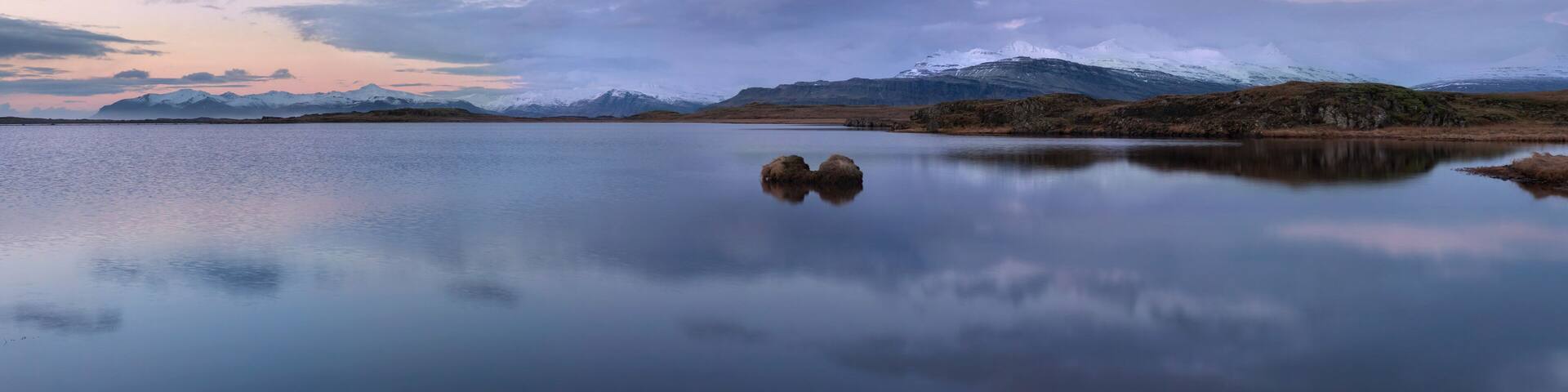 Winter morning on the shores of Iceland