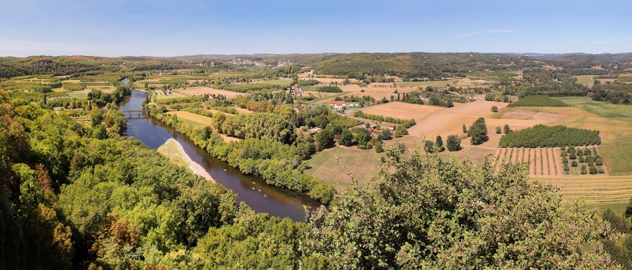 Vue sur la Dordogne depuis le belvédère de Domme