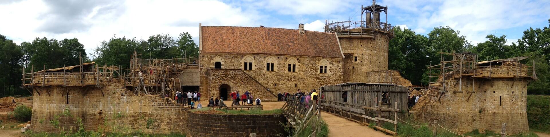 Château du Guédelon, fin mai 2014.