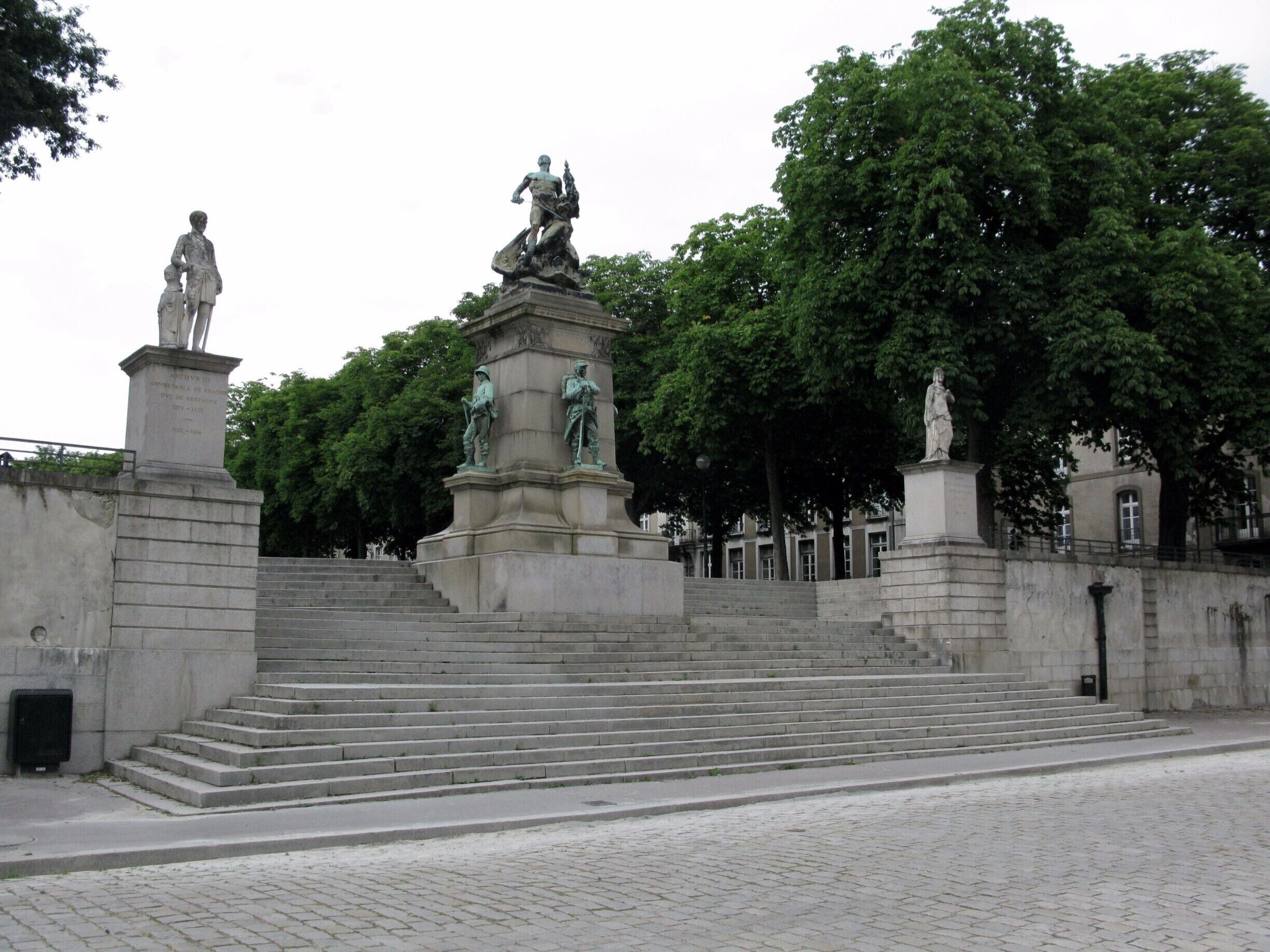 Although the beach is the main attraction there are also some sights of historical interest.
#architecture