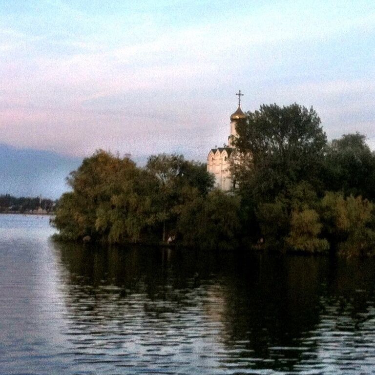 Dnepr is really very wide river.