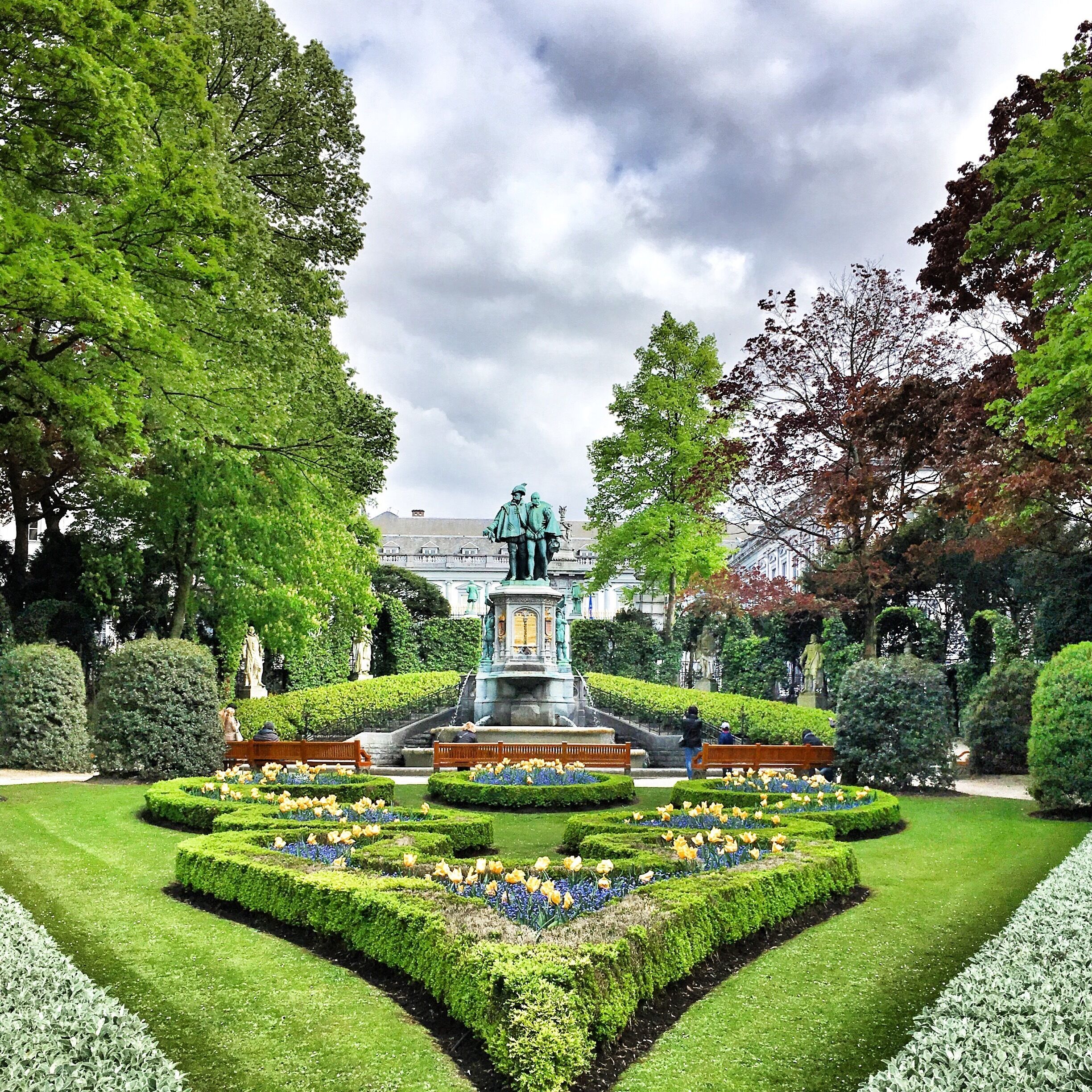 One of my favorite #parks in Brussels 🌿