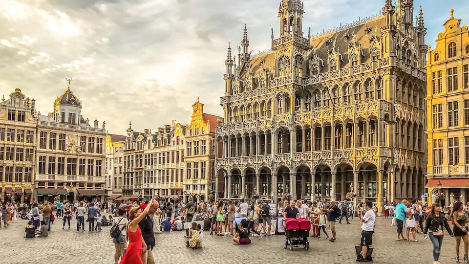 Sunset in one of the most beautiful squares in Europe - The Grand Place. A UNESCO World Heritage Site. #adventure