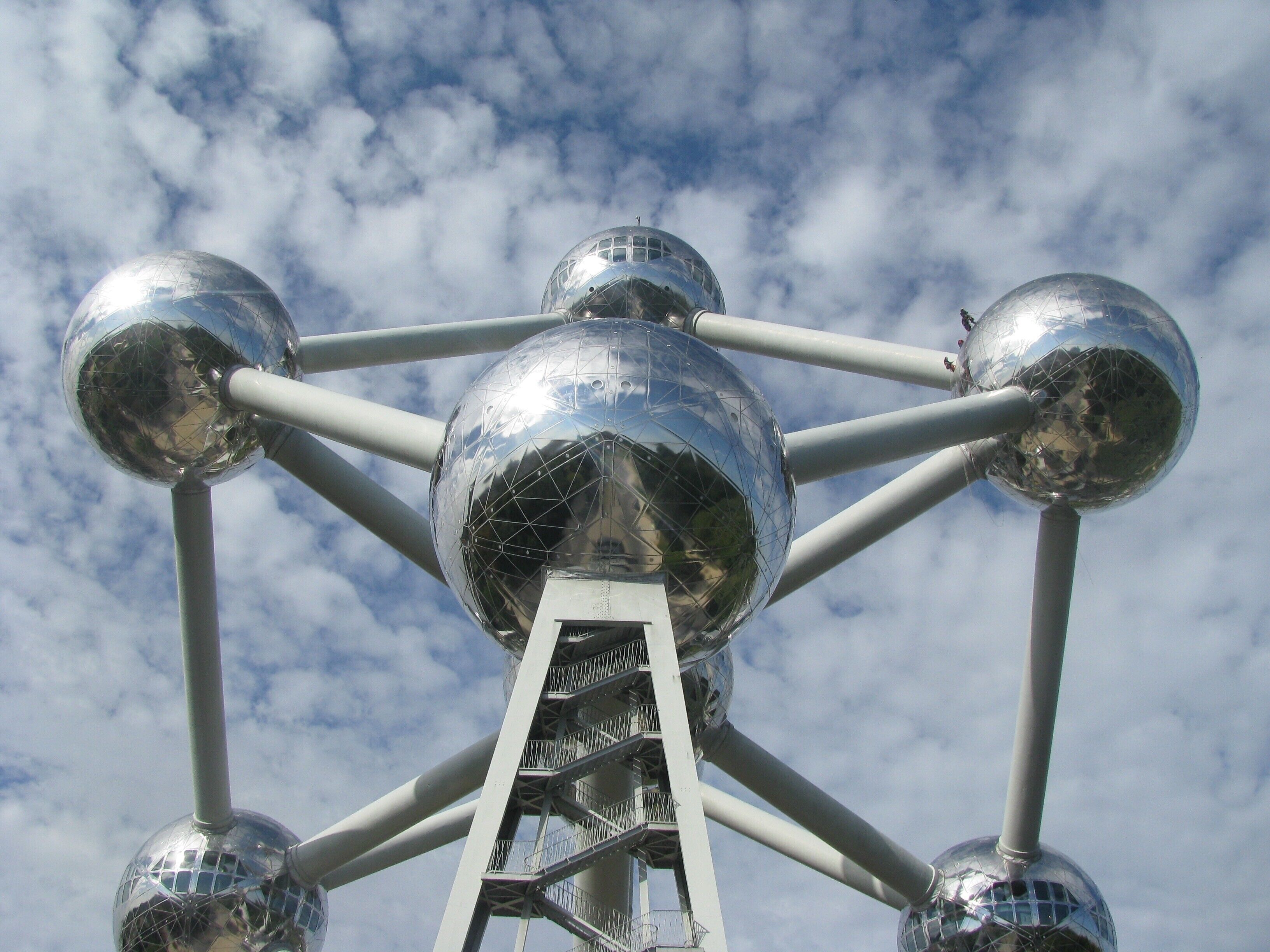 Atomium. #Trovember