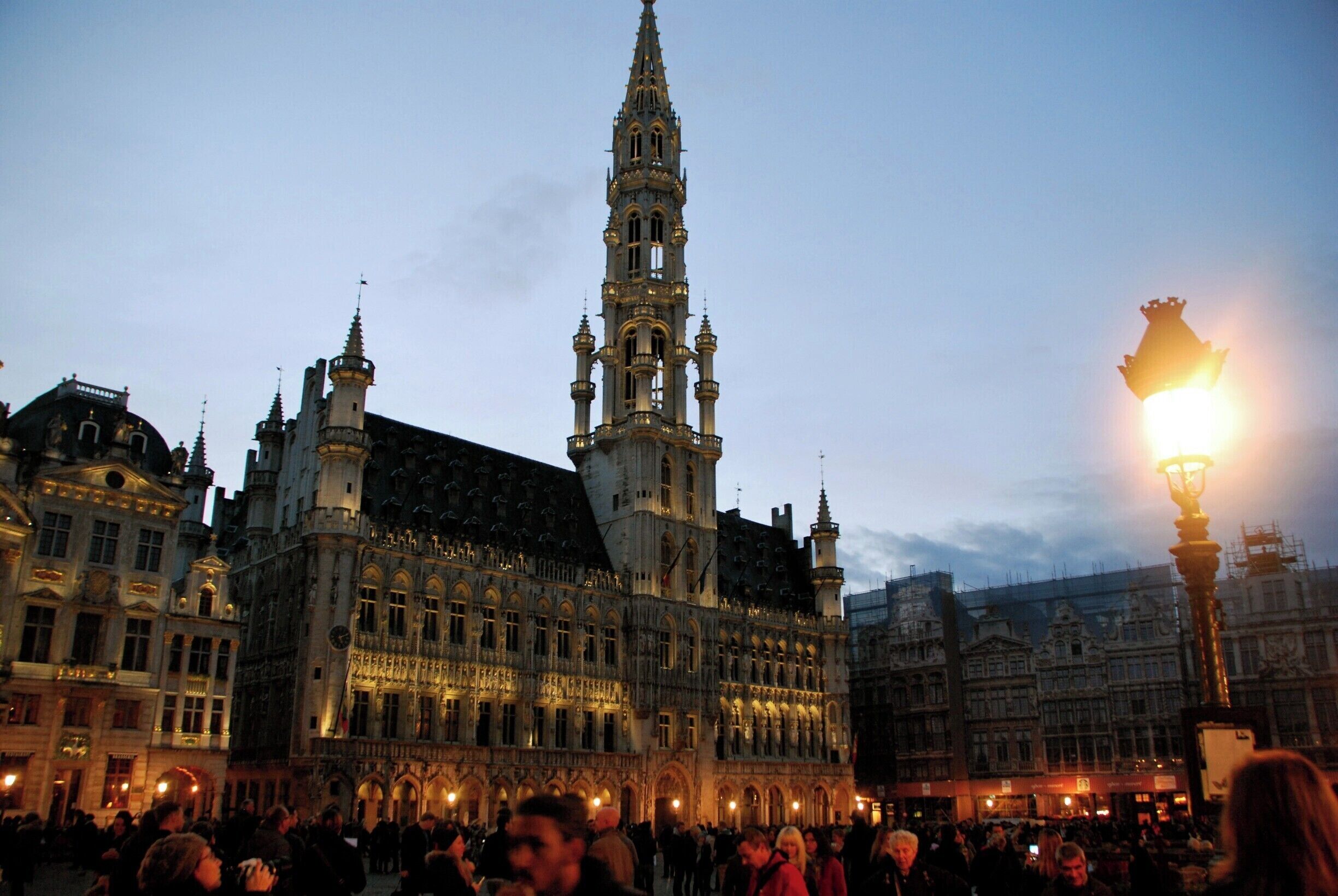 The architecture in Brussels is diverse, and spans from the medieval constructions on the Grand Place to the postmodern buildings of the EU institutions.
Main attractions include the Grand Place, since 1998 a UNESCO World Heritage Site, with the Gothic town hall in the old centre, the St. Michael and Gudula Cathedral and the Royal Palace of Laeken with its large greenhouses. Another famous landmark is the Royal Palace.