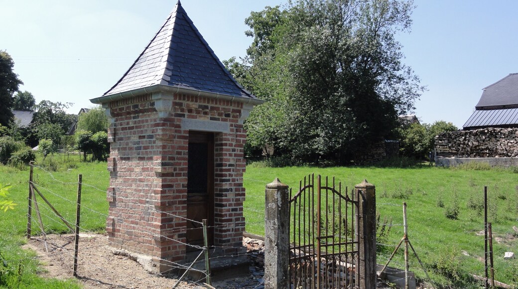 Fontenelle (Aisne, Fr) chapelle Chemin de Papleux