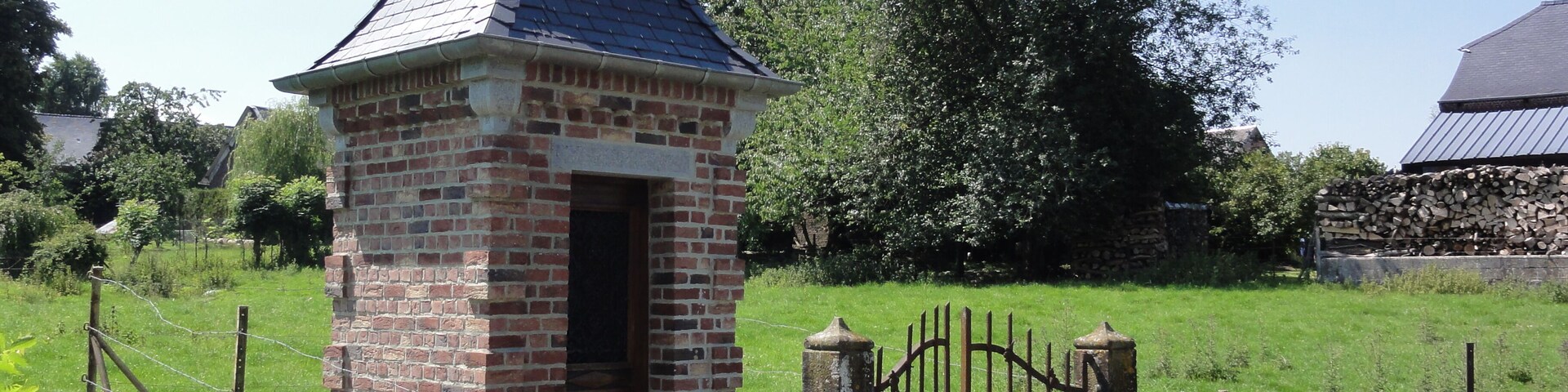 Fontenelle (Aisne, Fr) chapelle Chemin de Papleux