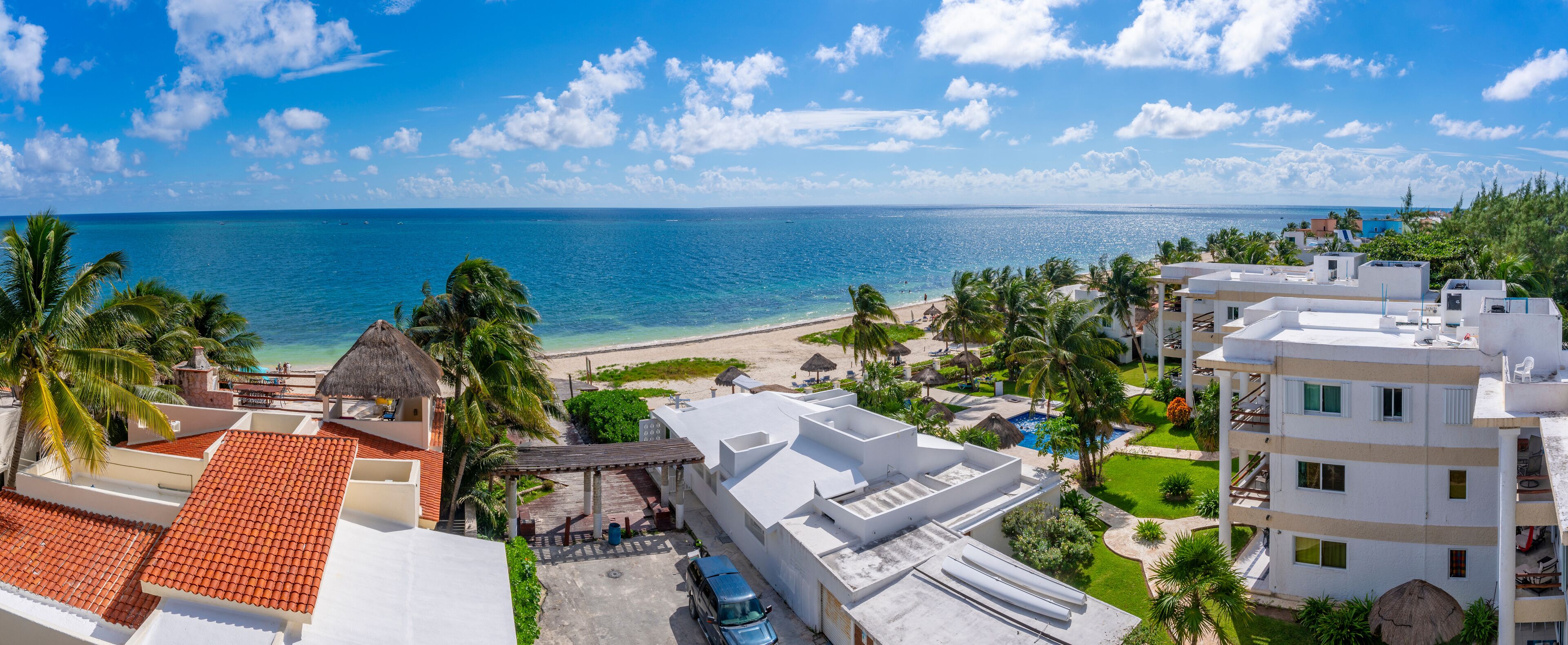 Elevated view of beach and sea at Puerto Morelos, Caribbean Coast, Yucatan Peninsula, Riviera Maya
