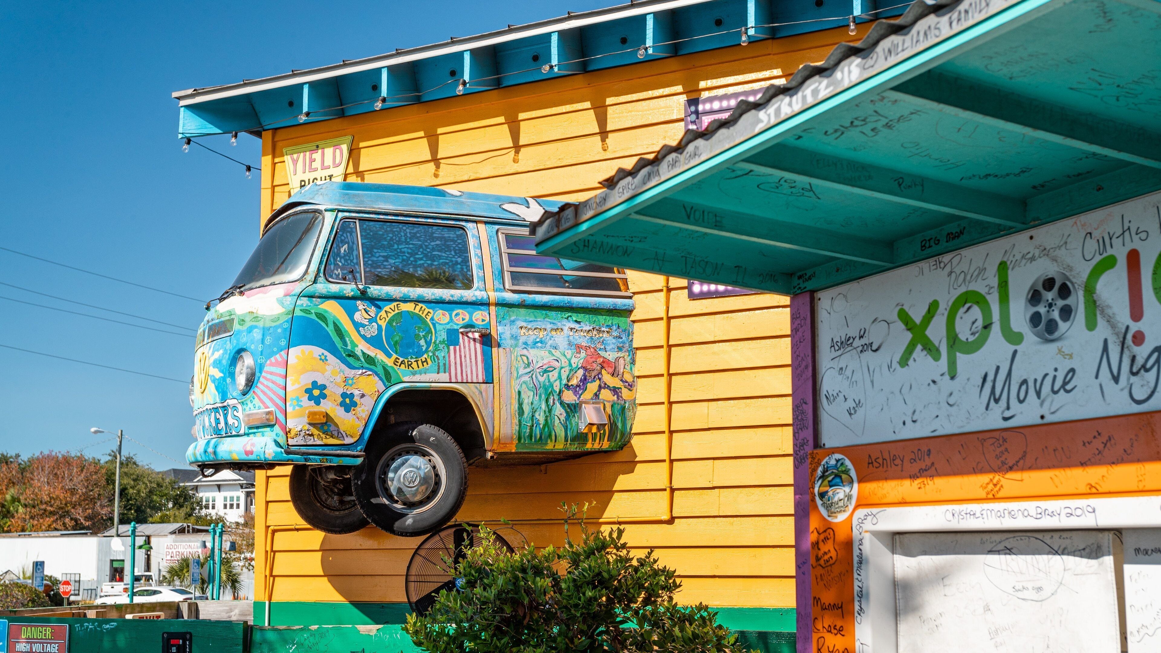 Destin showing outdoor art