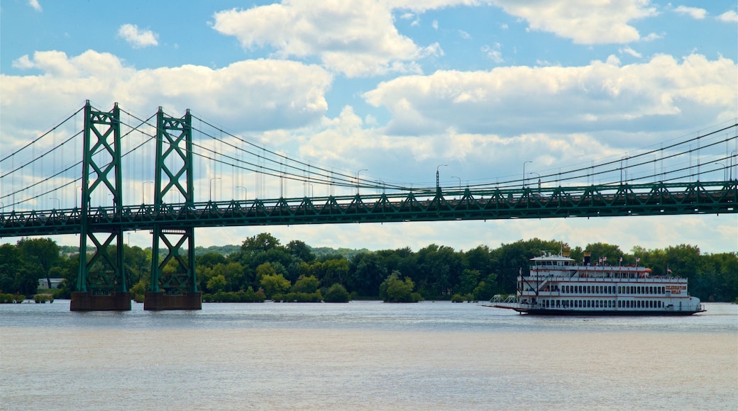 Bettendorf which includes a ferry, a river or creek and a bridge