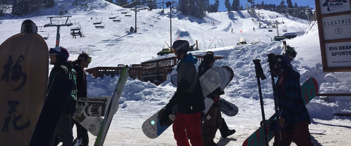 Skiing at Big Bear is a must during the week.  The mountain isn't huge so the trails get very congested on the weekends.  We went after an El Niño storm dumped 2 feet of snow and the conditions were perfect!  Sunny skies and soft powder ❄️