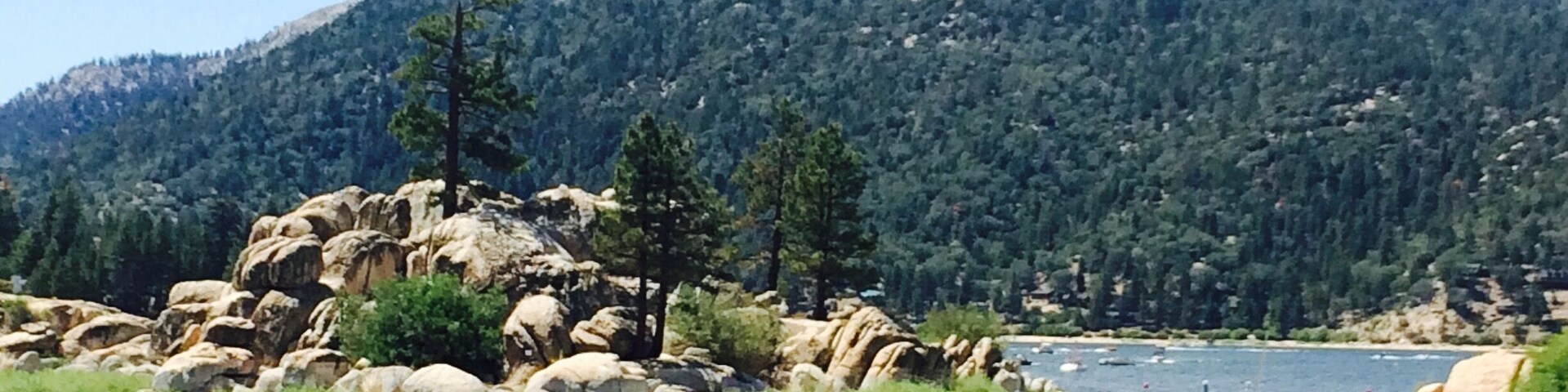 Big bear lake is scenery and all, i like to experience different thing and it was one if them and still. You can rent a kayak over and i got many interesting thing out of it.