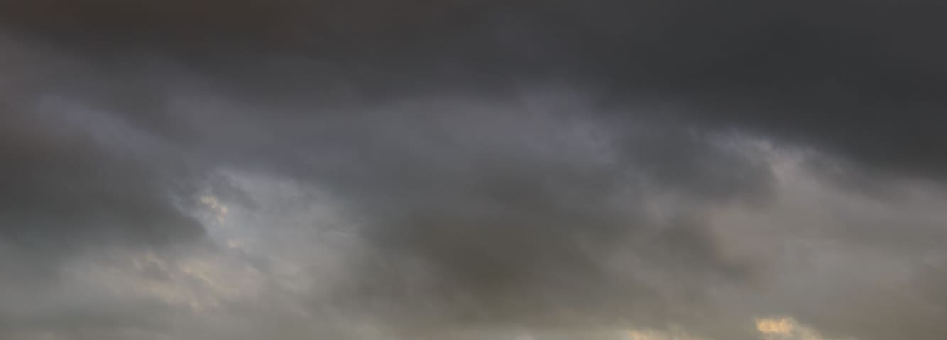 Cloudy Edge to the Day