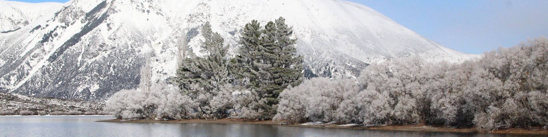 A beautiful spot in both summer and winter. Beautiful lake Pearson.