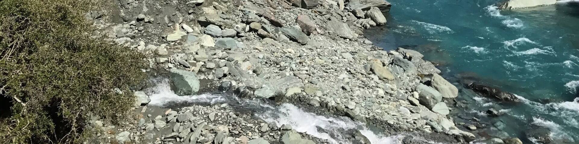 Great hike on Rob Roy track.