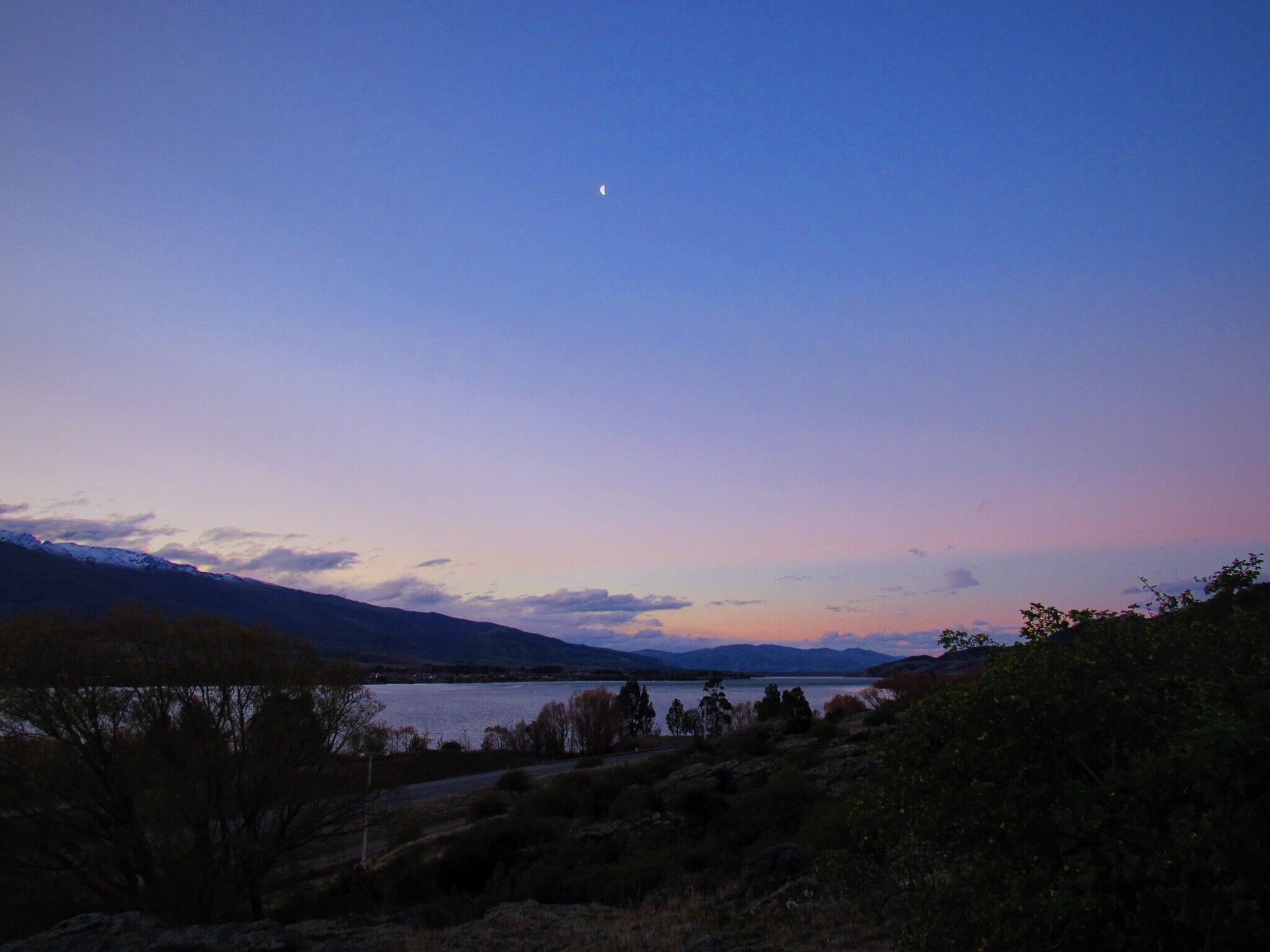 The sun sets over Lake Dunstan. #blue