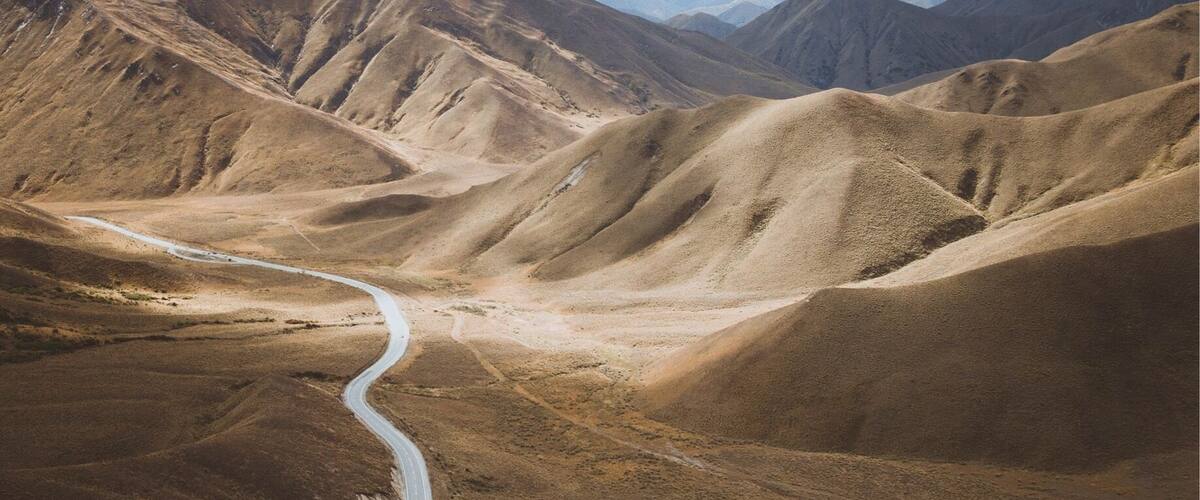 Got the drone up at the Lindis Pass Viewpoint. Was not disappointed
