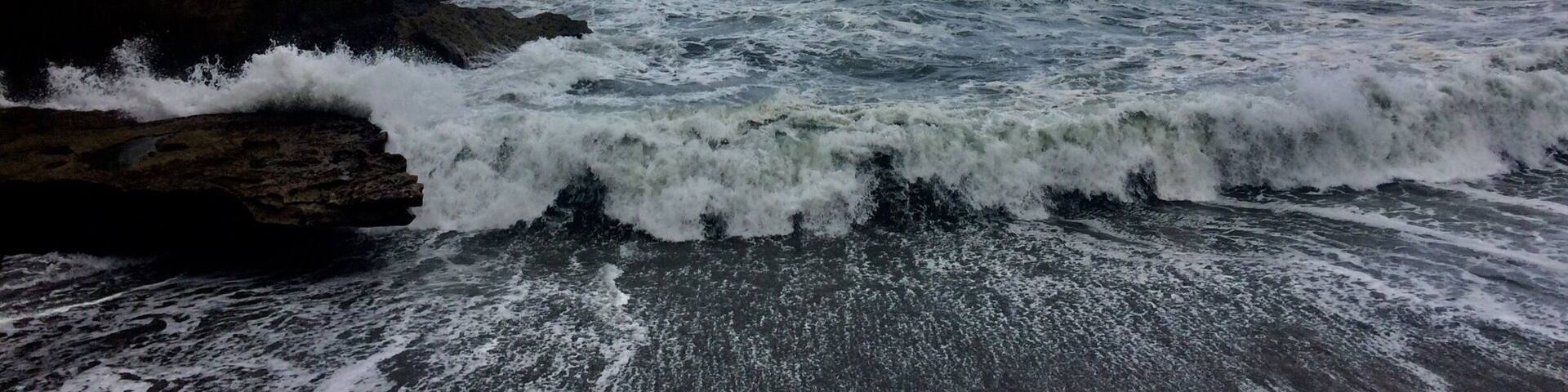 A brilliant little track down to a beautiful beach. Great, especially if you have limited time. For me it was a windy wet day but it made for amazing views of the Wild West coast 😍🌊