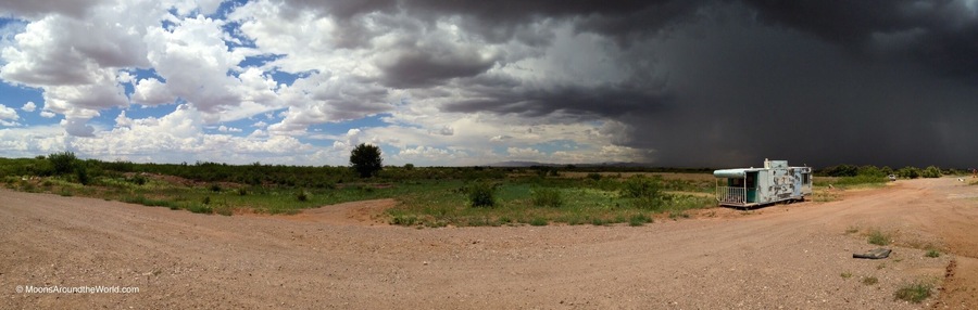 Spectacular views in Southern Arizona. It is "monsoon season" and the sunsets, lightning storms and rainbows are truly breathtaking around this time of year. It is a sight not to be missed.
#travelingtheUSA
