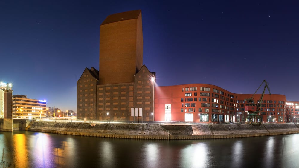 duisburg germany high definition panorama in the evening