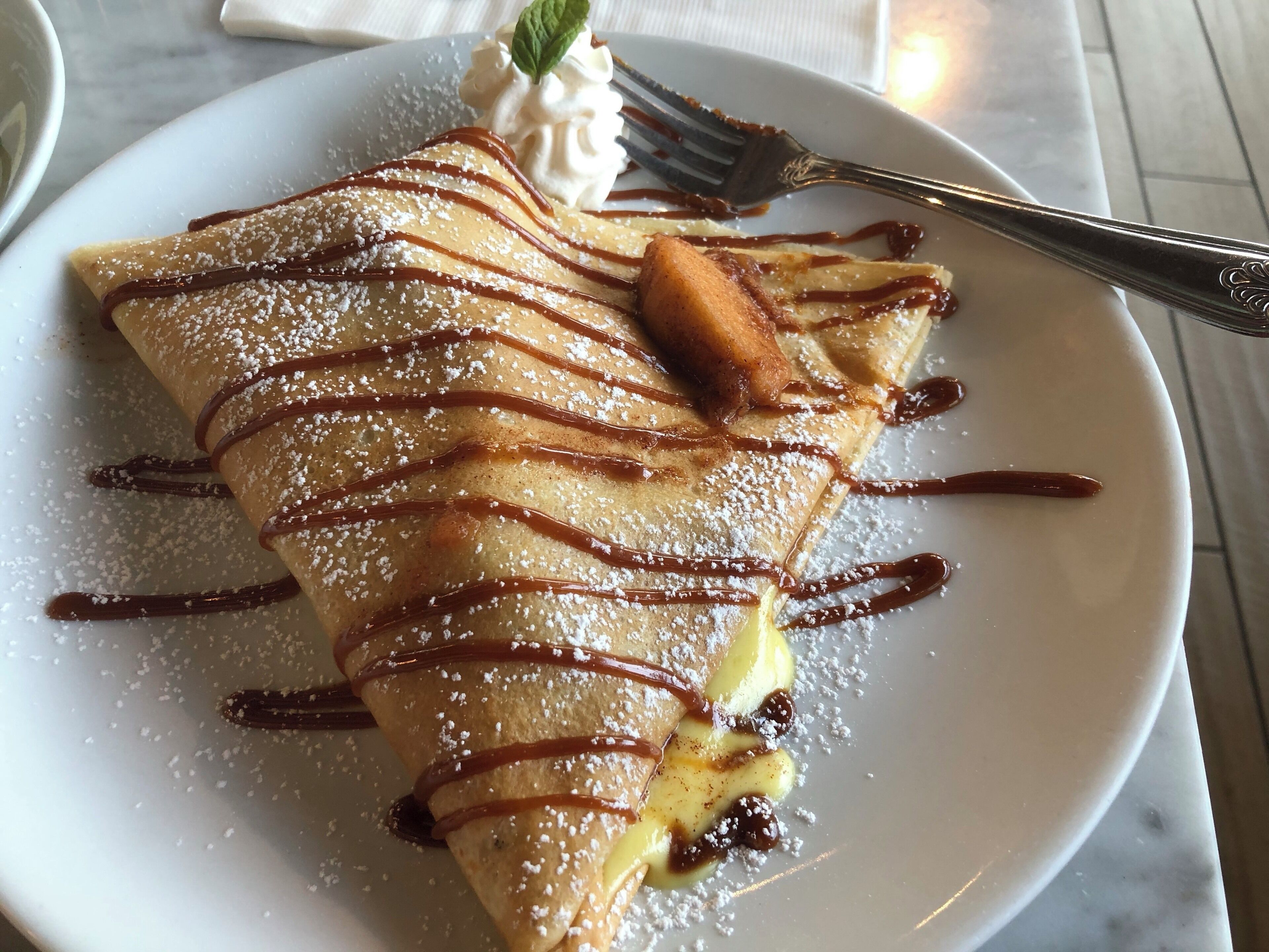 Cinnamon apple crepe brûlée 🙂