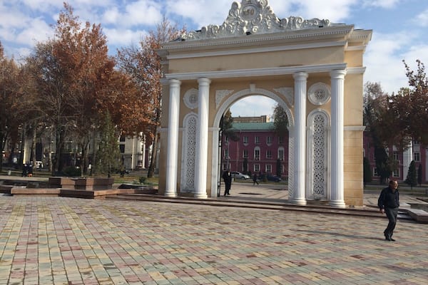 دوشنبه تاجیکستان
Tadjikestan doushanbeh