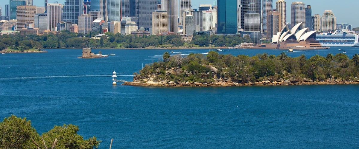 Mosman which includes a monument, a skyscraper and a bay or harbor