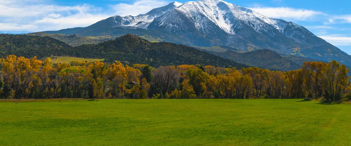 Beautiful Fall Colors Mount Sopris Colorado Elk Mountains , Shutterstock ID 230115871, purchase_order: SP-1269 HA 2018 Batch 1, Order: , client: , other: