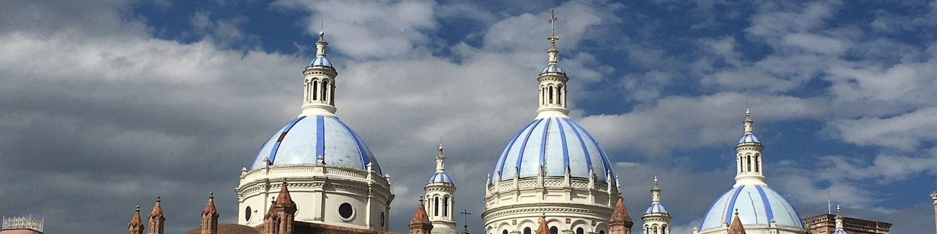 A walk in central Cuenca February 2017