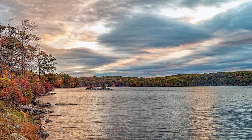Harriman State Park at the lake in autumn