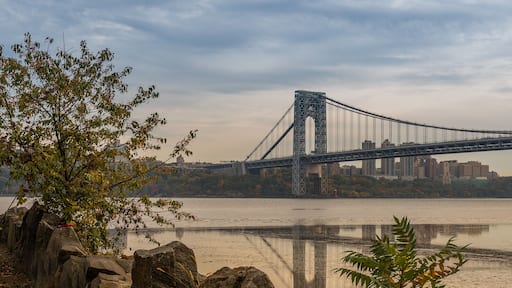 A distance view of George Washington Bridge in the evening from the Palisades Interstate Park in New Jersey