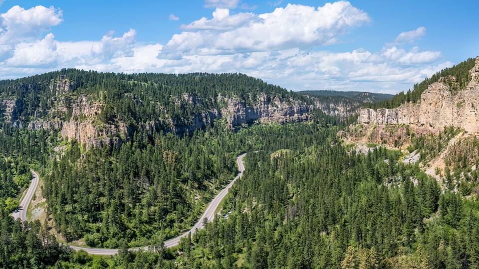 Spearfish Canyon Scenic Byway - South Dakota Black Hills