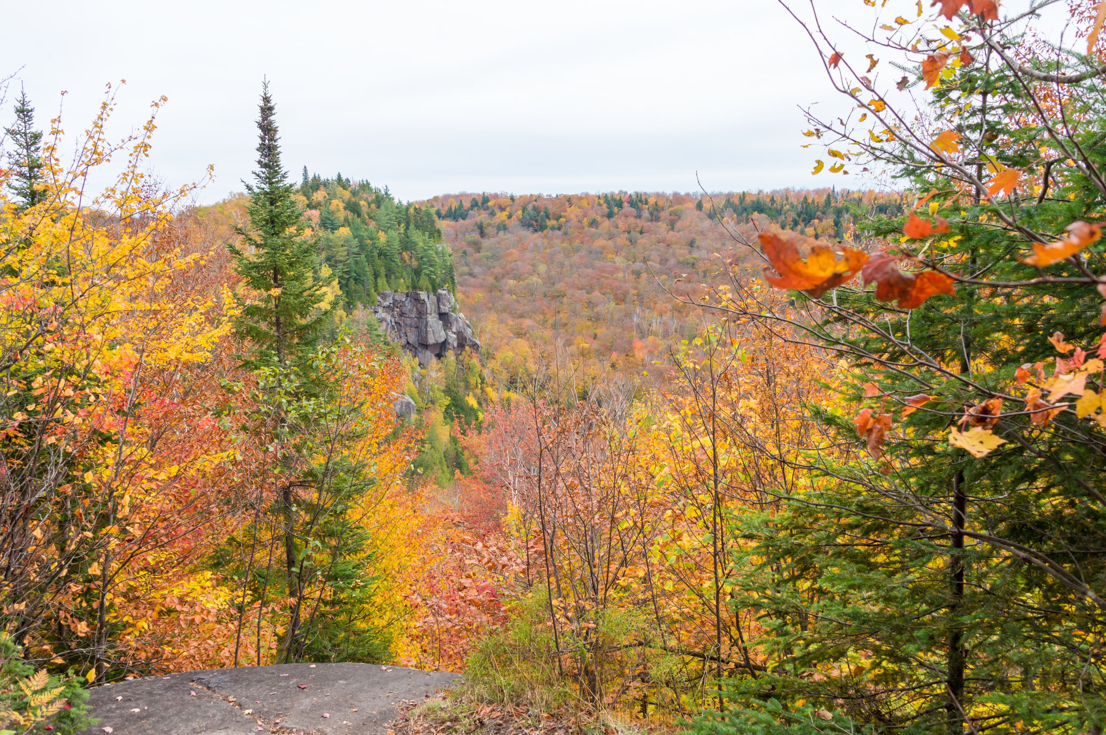 Panoramic lookout in Canada during autumn colours (Val David Regional Park, Laurentides, Quebec)