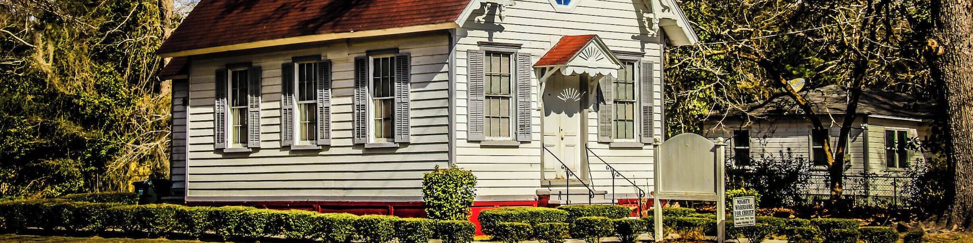 Is a historic little chapel in Flowertown in the pines, Summerville, SC