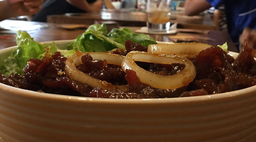 Spicy beef bowl and endless board games to play with all day long! It's a very cool board game cafe.