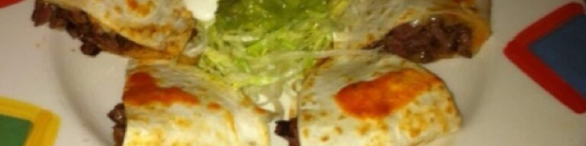 Excellent Mexican restaurant in Westchester, guacamole is made in front of you!