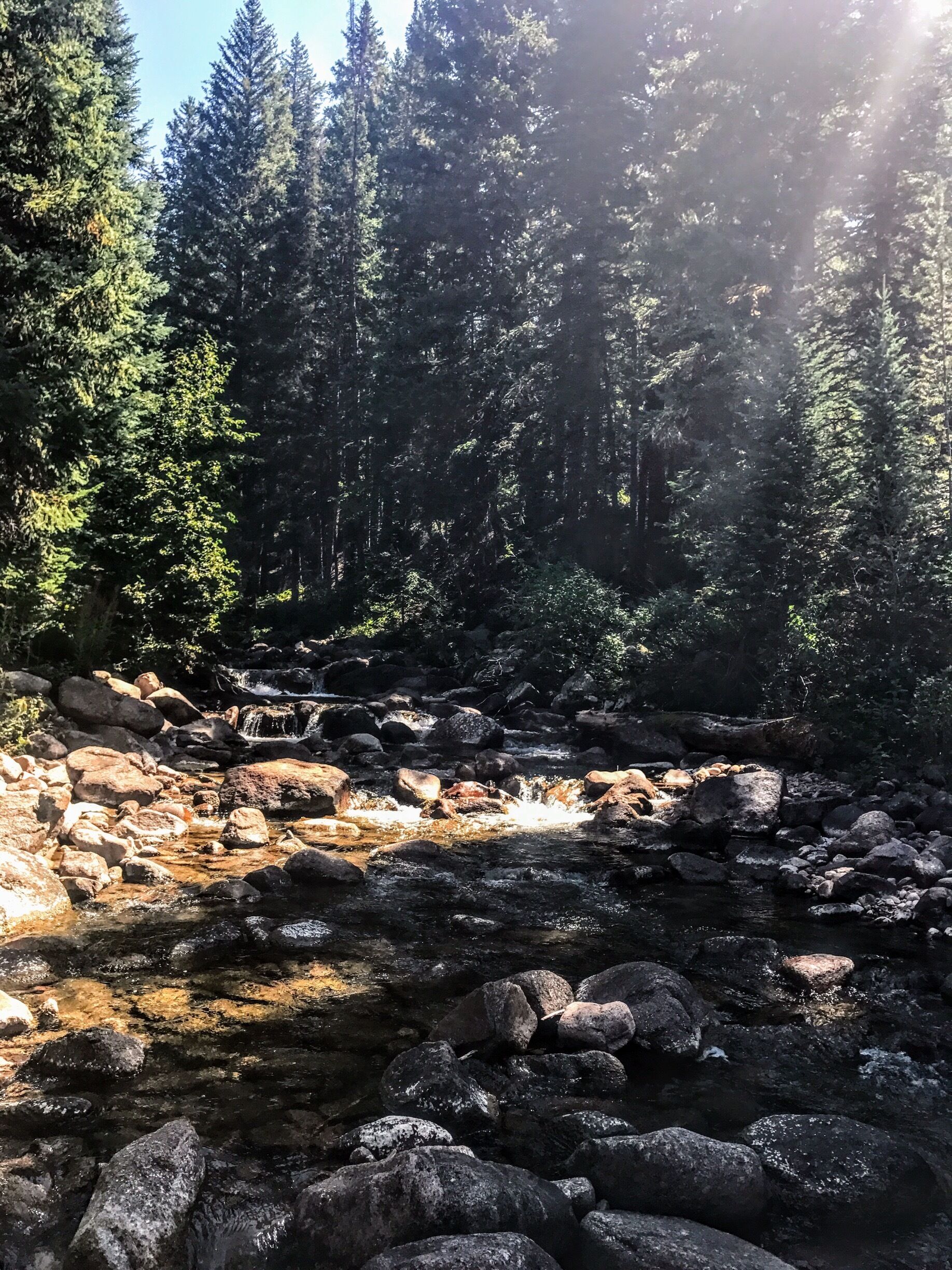 El sonido que lleva el río es increíble 